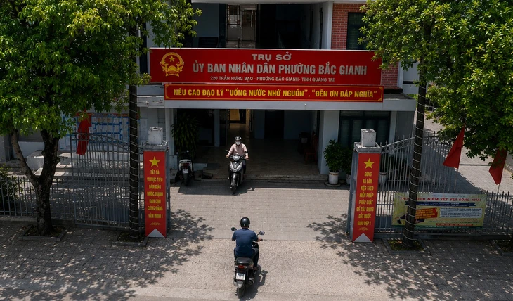 Nữ hiệu phó tại phường Bắc Gianh trở lại làm giáo viên sau 1 tháng được bổ nhiệm - Ảnh 1.