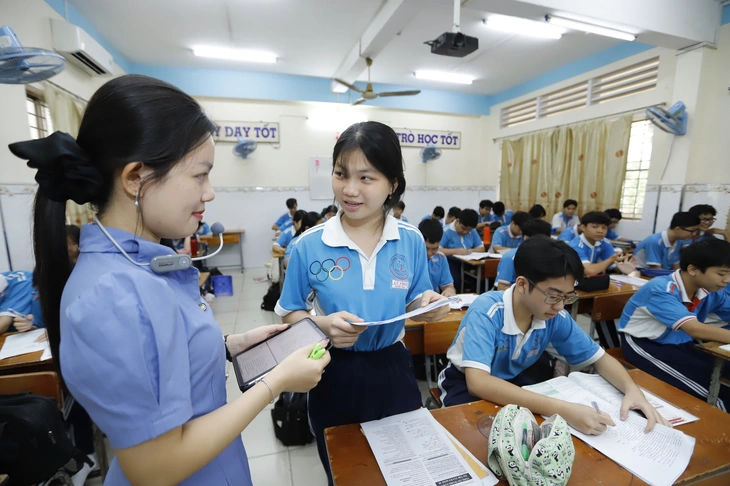 Thi lớp 10: 2 môn văn, toán có đủ? - Ảnh 1.