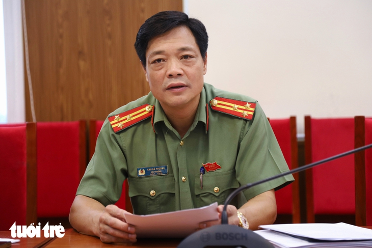 Cảnh vệ Việt Nam kể chuyện che ô giữa mưa, bảo vệ nguyên thủ dạo phố, ăn bún chả - Ảnh 2.