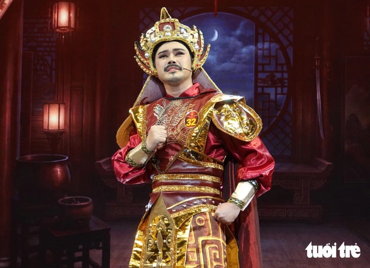 Lương Vĩ, con trai cố nghệ sĩ Chiêu Hùng, dừng bước ở Chuông vàng vọng cổ - Ảnh 4.