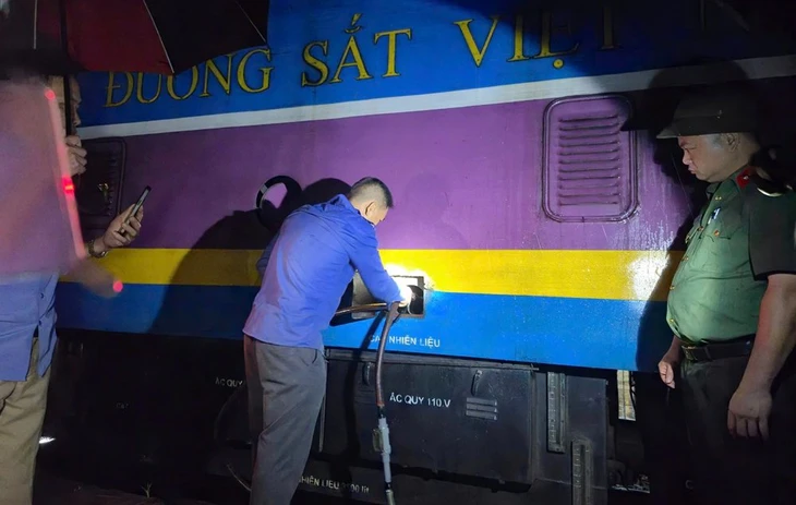 Lái tàu cầm đầu đường dây rút trộm hàng trăm ngàn lít dầu - Ảnh 3.
