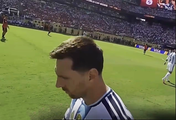 Lộ chuyện trọng tài nhờ Messi ‘quản’ Paredes ở chung kết World Cup - Ảnh 1.