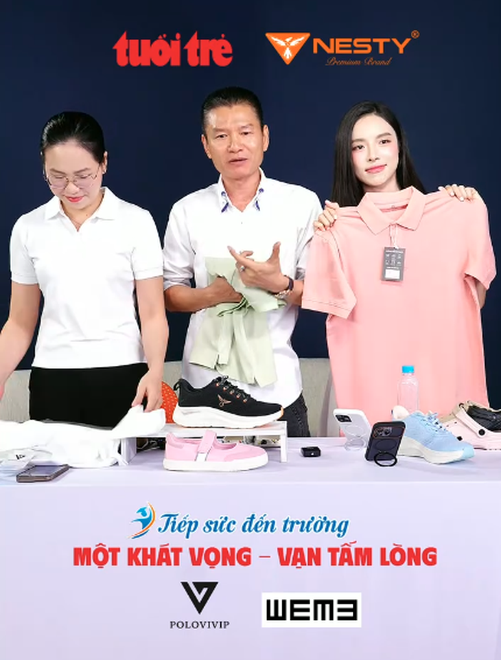 Đang livestream bán hàng 'Tiếp sức đến trường 2026': Nesty bán 30 phút, ủng
hộ toàn bộ doanh thu 350 triệu - Ảnh
2.