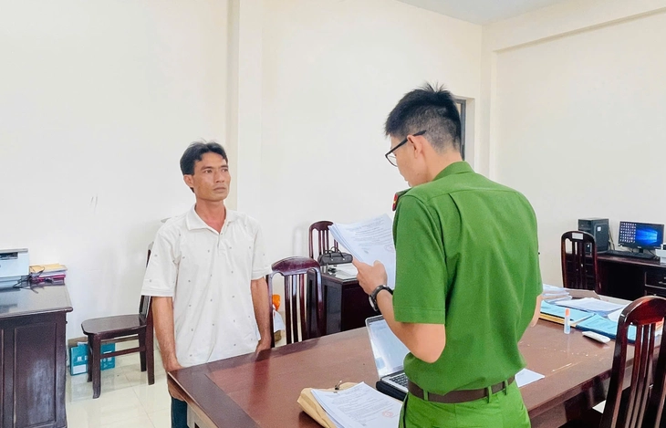 Hai đối tượng "cò" ở Cần Thơ bị khởi tố trong đường dây mua heo bệnh, heo chết - Ảnh 1.