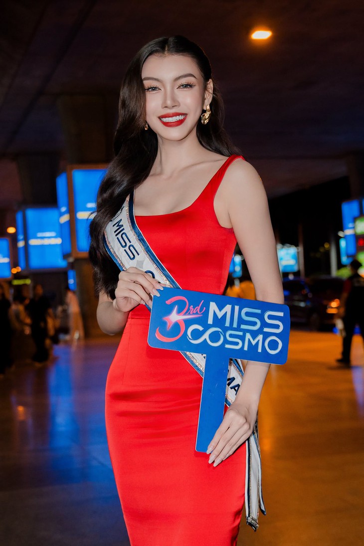 Thae Su Nyein đến Việt Nam thi Miss Cosmo sau ồn ào bị tước danh hiệu á hậu Miss Grand - Ảnh 2.