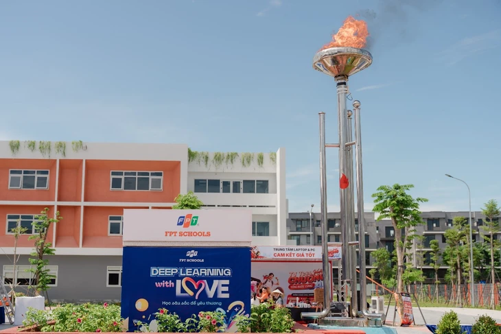 Khánh thành Trường Phổ thông liên cấp FPT Vinh tại Eco Central Park - Ảnh 4.