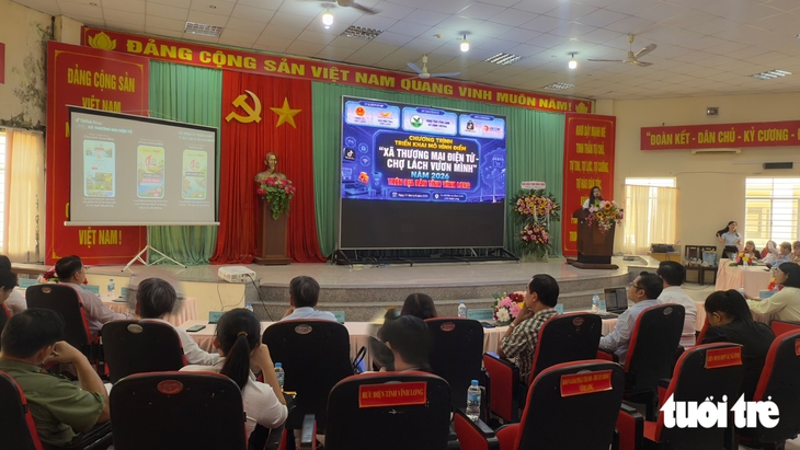 Xã nào ở Vĩnh Long là 'xã thương mại điện tử' đưa cây giống, hoa kiểng lên TikTok Shop? - Ảnh 3.