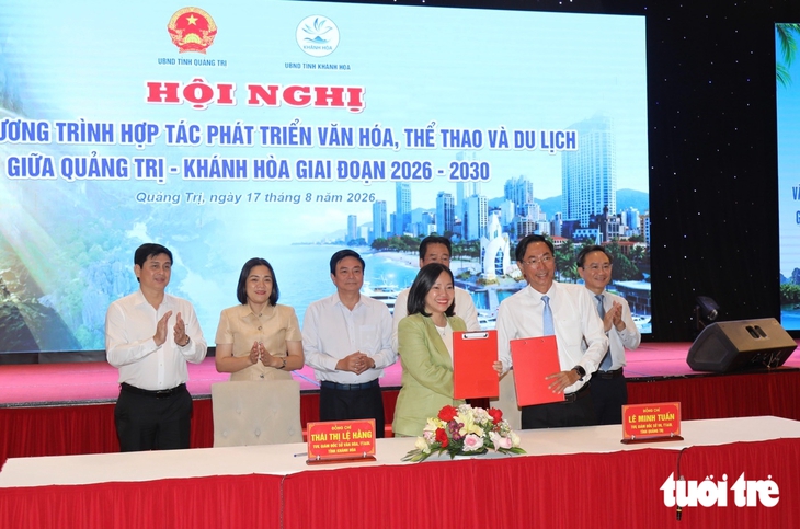 Khánh Hòa - Quảng Trị hợp tác, mở tour kết nối biển với hang động - Ảnh 1.