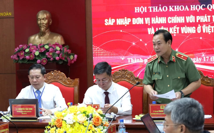 Sáp nhập đơn vị hành chính gắn với phát triển bền vững và liên kết vùng - Ảnh 2.