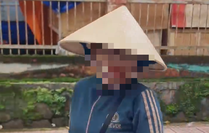 Lập 'đường dây nóng' phản ánh giá giữ xe 'cắt cổ' tại lễ hội sầu riêng - Ảnh 2.