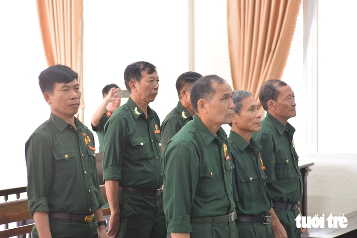 Vụ ‘6 cựu chiến binh hủy hoại rừng’ kêu oan: Tòa miễn án phí cho các bị cáo - Ảnh 1.