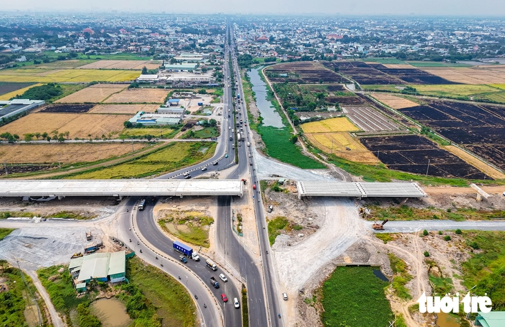 Phê duyệt dự án gần 35km vành đai 4 TP.HCM, tuyến cao tốc dài nhất Đông Nam Bộ - Ảnh 1.