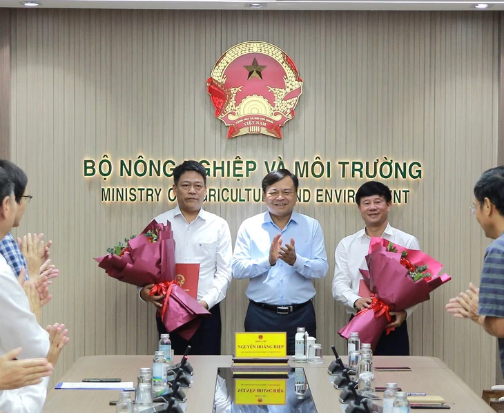 Cục trưởng Cục Khí tượng Thủy văn làm Cục Quản lý đê điều và Phòng chống thiên tai - Ảnh 1.