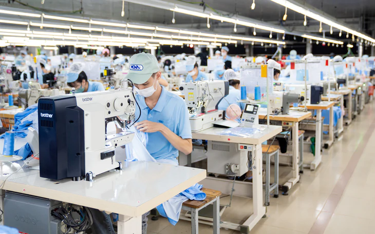 Từ năm 2027, doanh nghiệp tự công bố xuất xứ hàng Việt, không cần xin chứng nhận   - Ảnh 3.