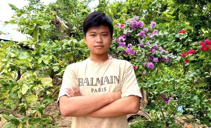 Thủ khoa đánh giá năng lực từng bỏ học đã trúng tuyển khoa học máy tính - Ảnh 1.