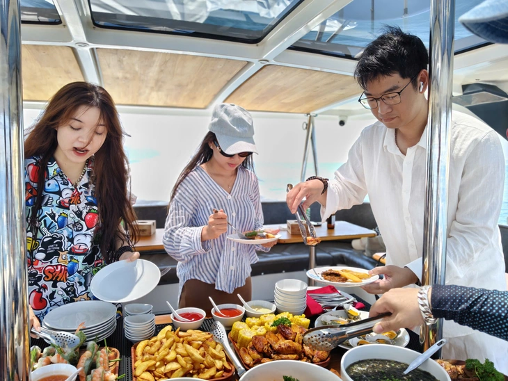 Hướng KOL, KOC quảng bá du lịch theo cách chính thống - Ảnh 1.