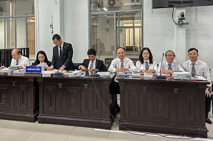 Sắp xét xử vụ án tham ô hơn 17 tỉ đồng tại Sacombank Khánh Hòa - Ảnh 2.