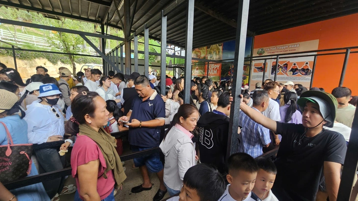 Tin lời KOL, đến nơi mới biết tour không như quảng cáo - Ảnh 2.