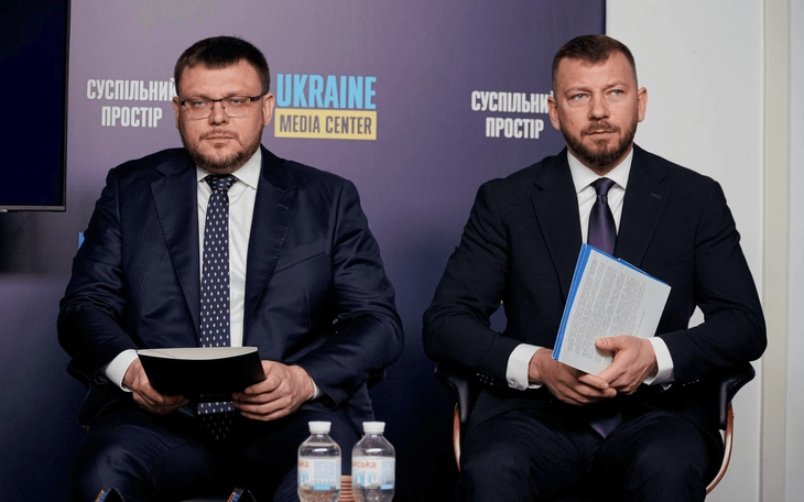 Quan chức cấp cao Ukraine bị sa thải giữa bê bối tham nhũng - Ảnh 2.