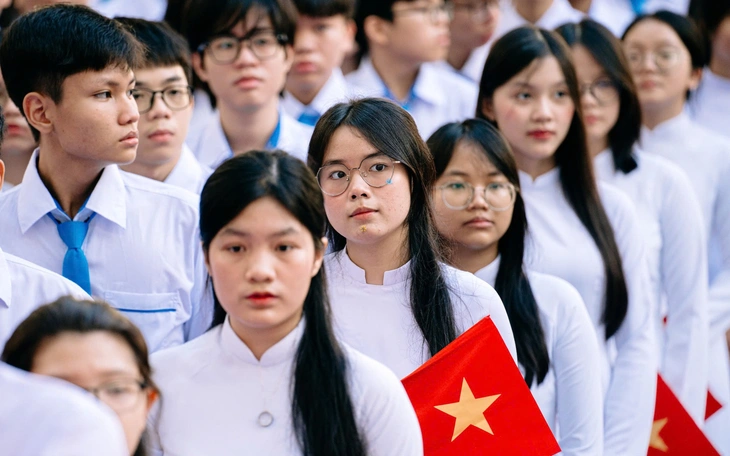 TP.HCM hướng dẫn chi tiết về việc bố trí nhân sự sau sắp xếp trường học - Ảnh 2.