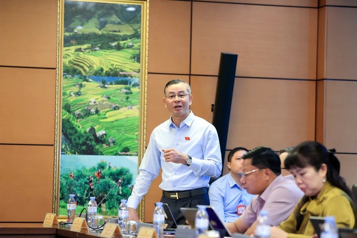 Bộ trưởng Tài chính: Nghiên cứu để đơn giản nhất thủ tục nộp thuế của người dân - Ảnh 1.