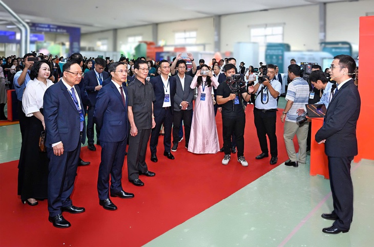SHB đưa AI vào giải pháp tài chính cho hộ kinh doanh - Ảnh 1.