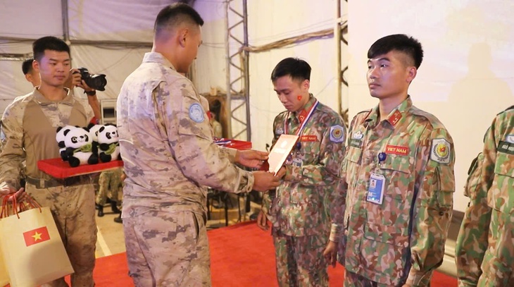 Tình hữu nghị Việt Trung qua các hoạt động giao lưu văn hóa tại phái bộ UNISFA - Ảnh 5.