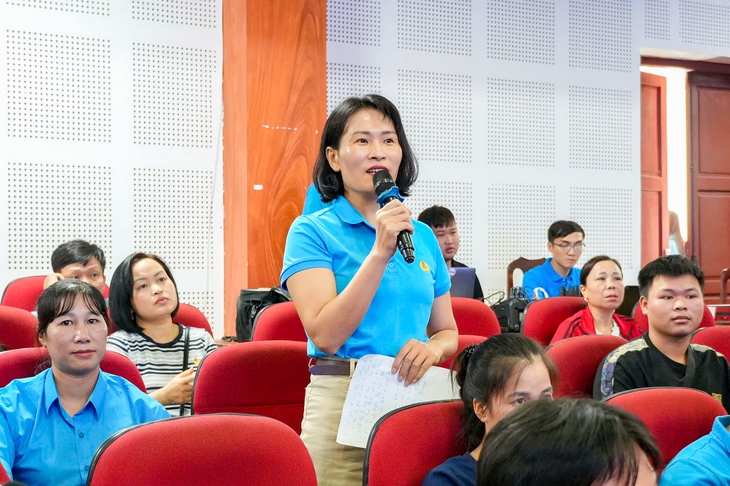 85% lao động có thu nhập 7-15 triệu đồng/tháng nhưng áp lực chi tiêu vẫn đè nặng - Ảnh 1.