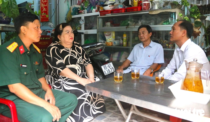 Người thân của liệt sĩ ‘chú bé loắt choắt’ Nguyễn Văn Lượm cám ơn báo Tuổi Trẻ - Ảnh 2.