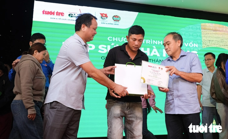 Trao điểm tựa và niềm tin vượt qua khó khăn - Ảnh 17.
