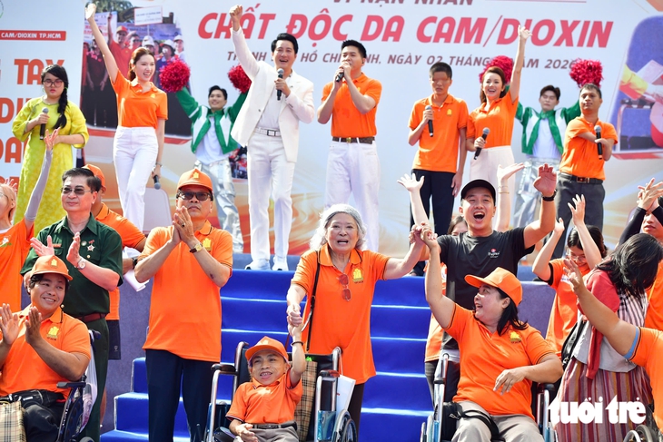 Chung tay xoa dịu nỗi đau tột cùng của nạn nhân da cam - Ảnh 4.
