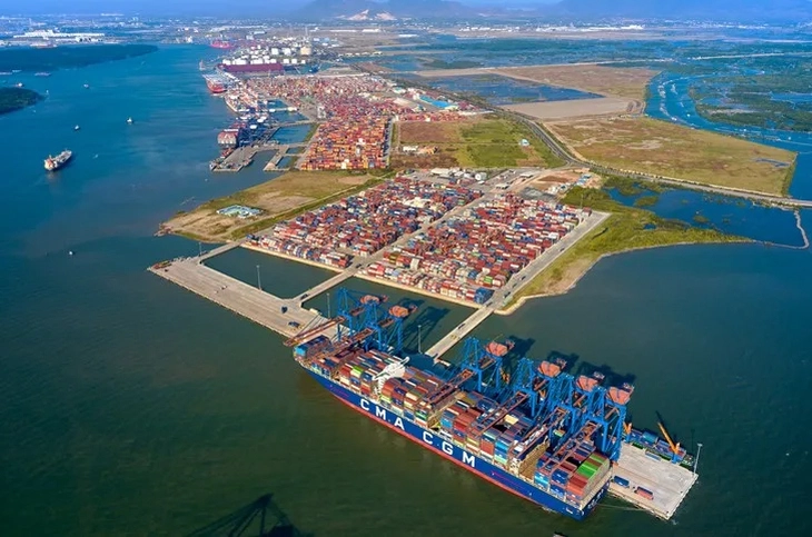 Chủ tịch phường Tân Phước Huỳnh Trung Sơn: Thành công của FTZ là vinh dự của chính quyền đô thị cảng - Ảnh 2.