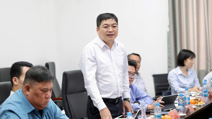 Phó bí thư Thành ủy TP.HCM Văn Thị Bạch Tuyết khảo sát các khu công nghiệp Mỹ Phước - Ảnh 3.