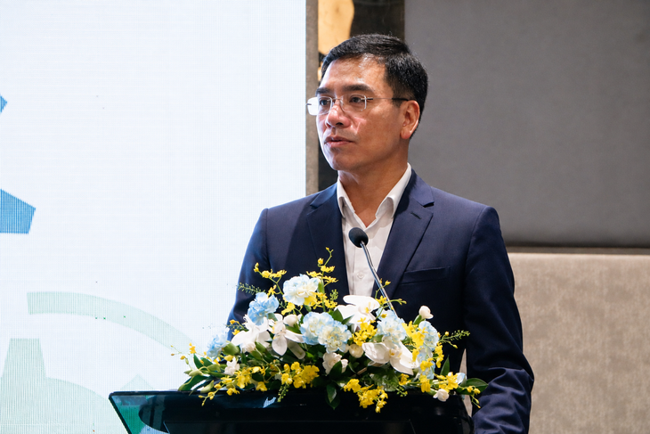 Bộ Y tế: To&agrave;n bộ xe cứu thương sẽ được gắn định vị, kh&ocirc;ng ph&acirc;n biệt c&ocirc;ng hay tư - Ảnh 1.