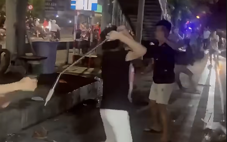 Đắk Lắk khởi tố hàng loạt thanh thiếu niên gây rối trật tự công cộng - Ảnh 3.