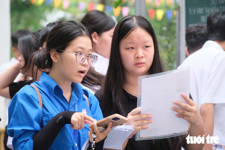 Chính thức đưa giáo dục trí tuệ nhân tạo vào trường phổ thông, 12 tiết học cốt lõi mỗi năm - Ảnh 1.