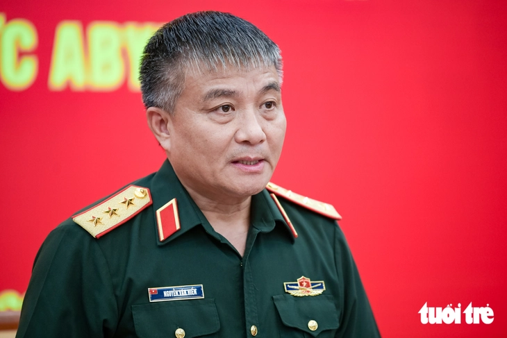 Trao quyết định của Bộ Quốc phòng Việt Nam cho sĩ quan thực hiện nhiệm vụ gìn giữ hòa bình - Ảnh 2.