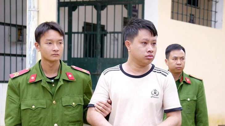 Bắt người dùng 13 miếng vàng giả lừa tiệm cầm đồ ở Đà Lạt - Ảnh 1.