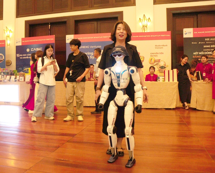 HORECFEX Vietnam 2026 khai mạc tại Đà Nẵng tràn ngập công nghệ AI, robot ngành du lịch - Ảnh 3.