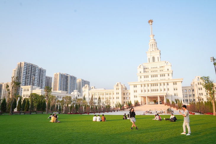 Hà Nội đặt mục tiêu có 2 đại học vào top 150 châu Á năm 2030 - Ảnh 1.