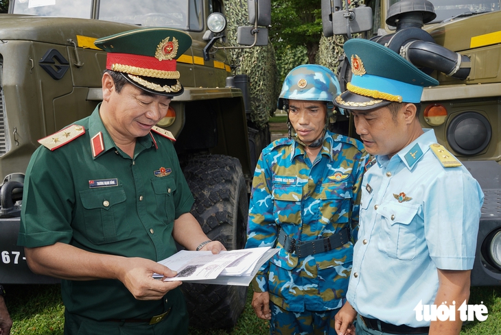 Bộ Quốc phòng kiểm tra công tác sẵn sàng chiến đấu tại Sư đoàn 367 dịp Quốc khánh 2-9 - Ảnh 8.