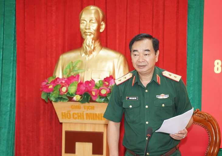 Bộ Quốc phòng kiểm tra công tác sẵn sàng chiến đấu tại Sư đoàn 367 dịp Quốc khánh 2-9 - Ảnh 3.