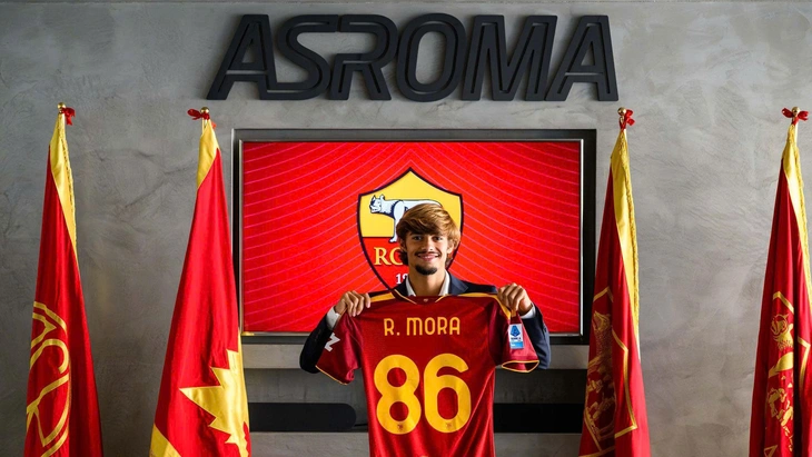 Rodrigo Mora vừa đến đã giúp Roma lập kỷ lục đặc biệt - Ảnh 1.