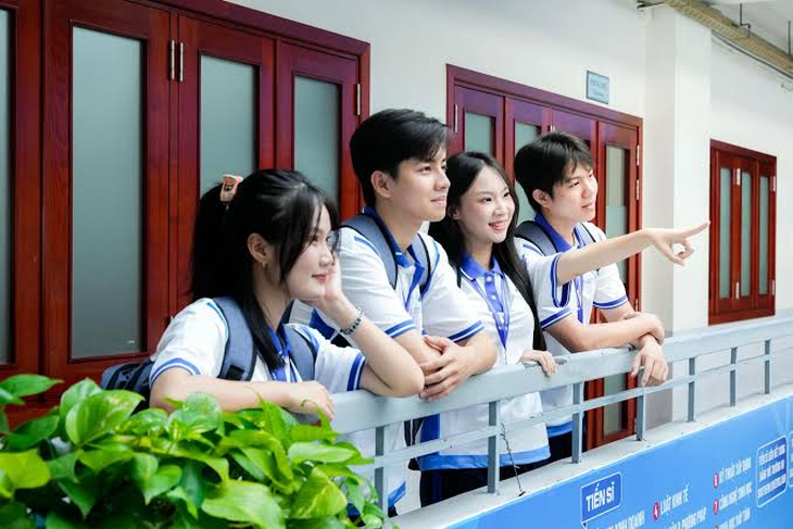Cử nhân Quản lý công: Lợi thế liên ngành, rộng mở cơ hội sự nghiệp - Ảnh 2.