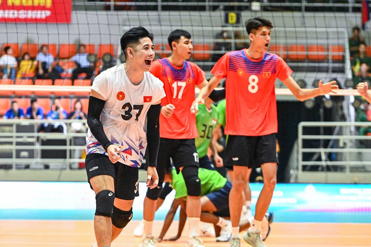 2 đội Việt Nam cùng thắng tại Giải bóng chuyền Quân đội các nước ASEAN mở rộng - Ảnh 1.