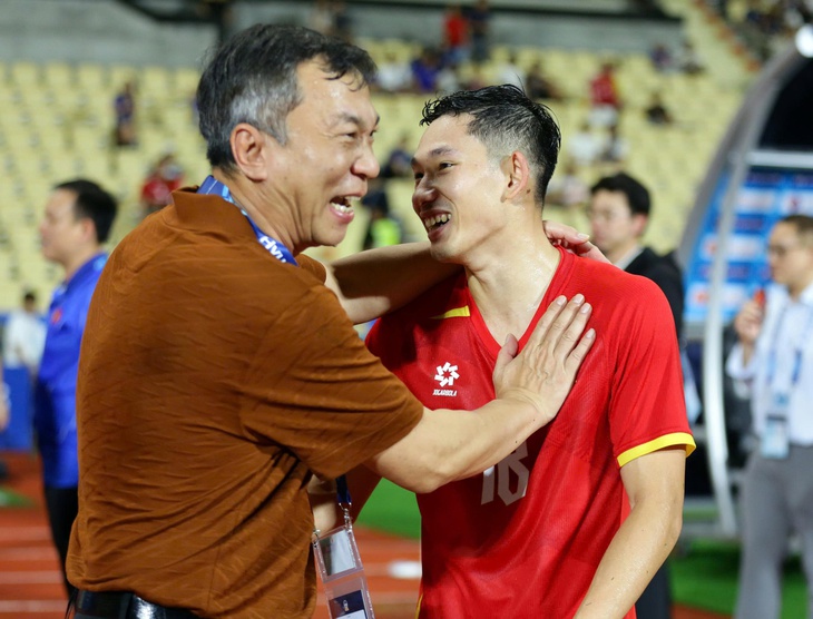 Thắng Thái Lan 2-0, tuyển Việt Nam được thưởng 2,5 tỉ đồng - Ảnh 2.