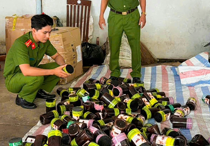 'Mỹ phẩm từ Thái Lan' làm ở... phường Thốt Nốt - Ảnh 2.
