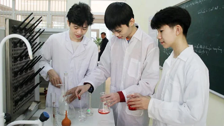 Dự kiến học sinh thi khoa học kỹ thuật quốc gia phải lập nhật ký để đối chiếu độ trung thực - Ảnh 1.