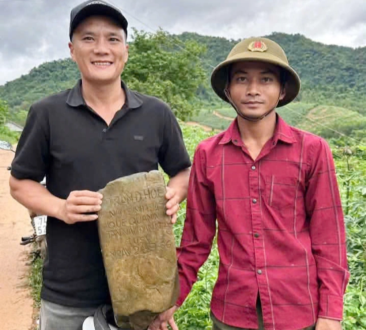 Hành trình tấm bia đá trở về với mộ liệt sĩ sau 60 năm giữa rừng Trường Sơn - Ảnh 3.