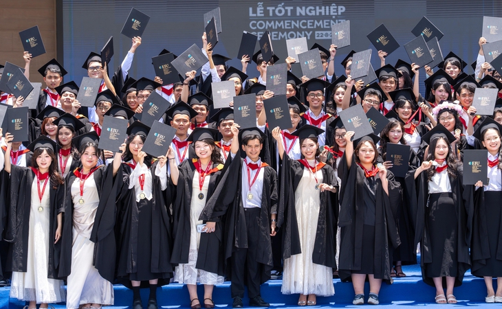 TP.HCM đào tạo nhân lực giỏi ngoại ngữ cho đô thị khoa học công nghệ - Ảnh 2.